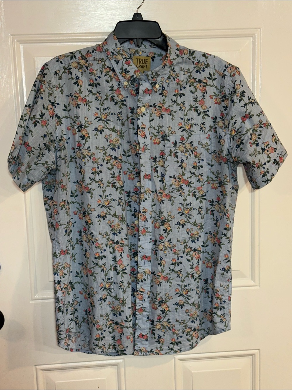 True Craft Light Blue Floral Short-Sleeve Button-Up Shirt